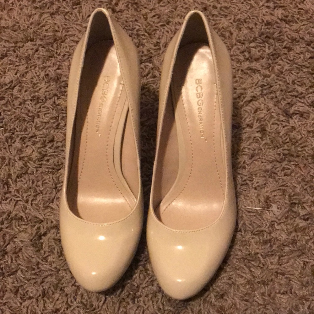 Bcbg heels